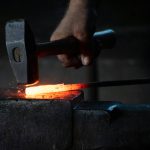 Todo sobre la forja: proceso, tipos, aplicaciones y técnicas Qué es la forja